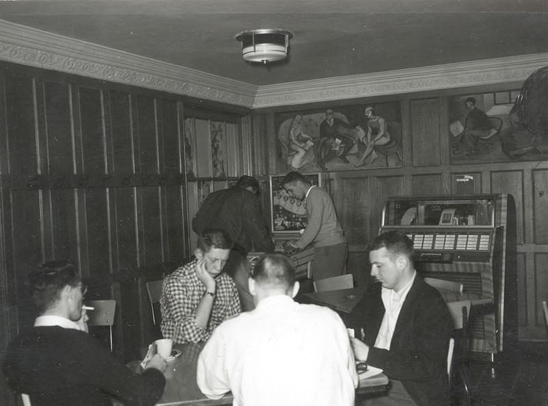 Lennox interior 1950s before being converted to fraternity house <span class="cc-gallery-credit"></span>